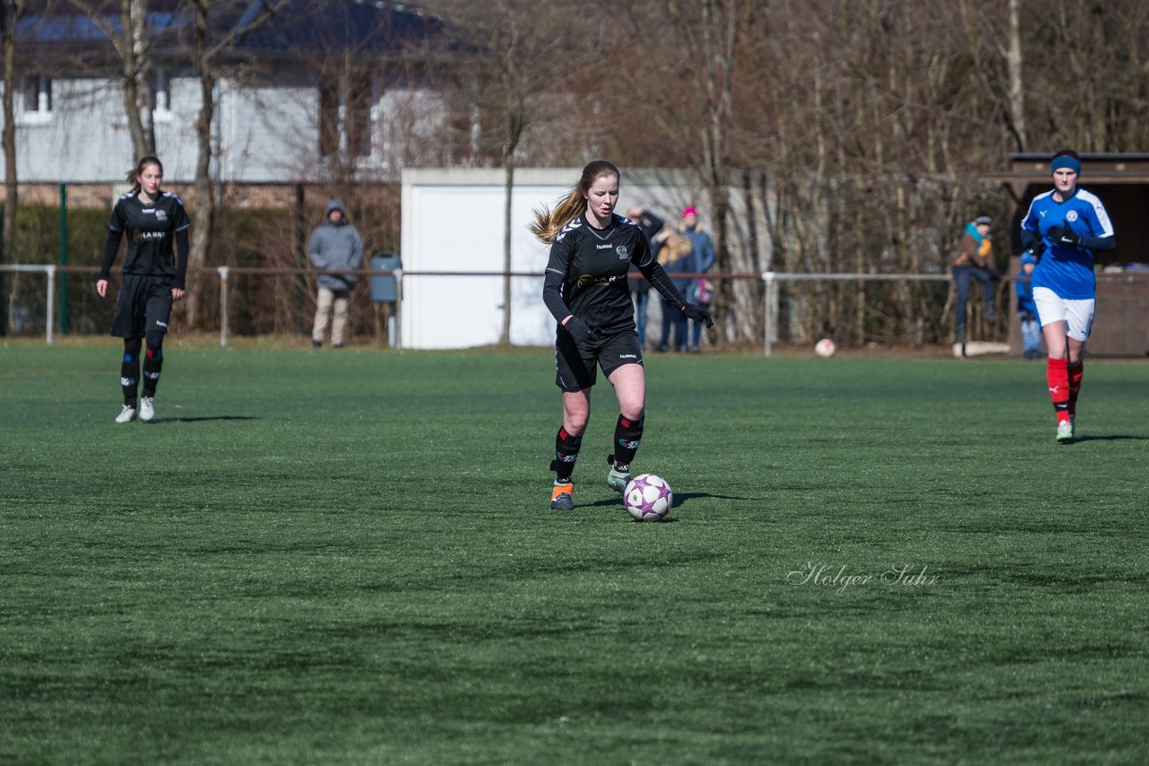 Bild 338 - B-Juniorinnen Halbfinale SVHU - Holstein Kiel : Ergebnis: 3:0